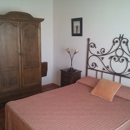 Vega De Cazalla Hotell 2*