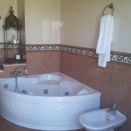 Hotell Vega De Cazalla 2*