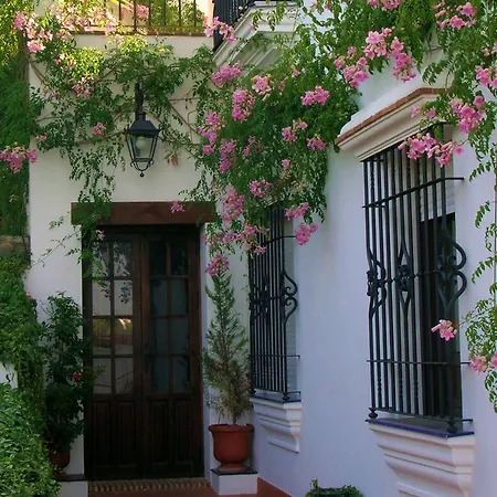 Hotel Vega De Cazalla
